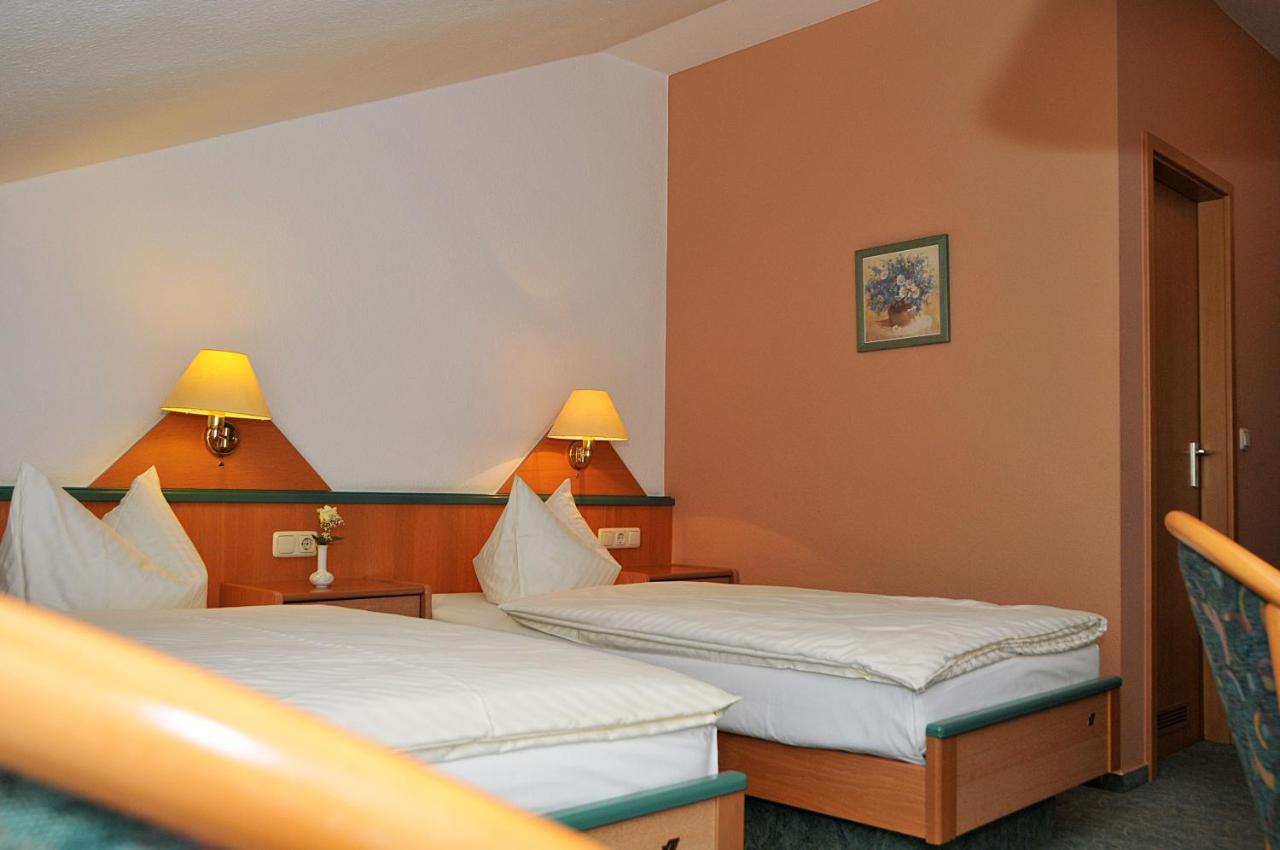 Hotel Friesen Werdau Exterior foto